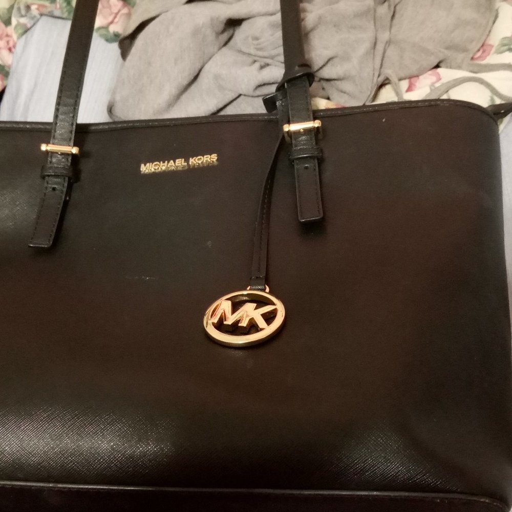 Michael kors purse